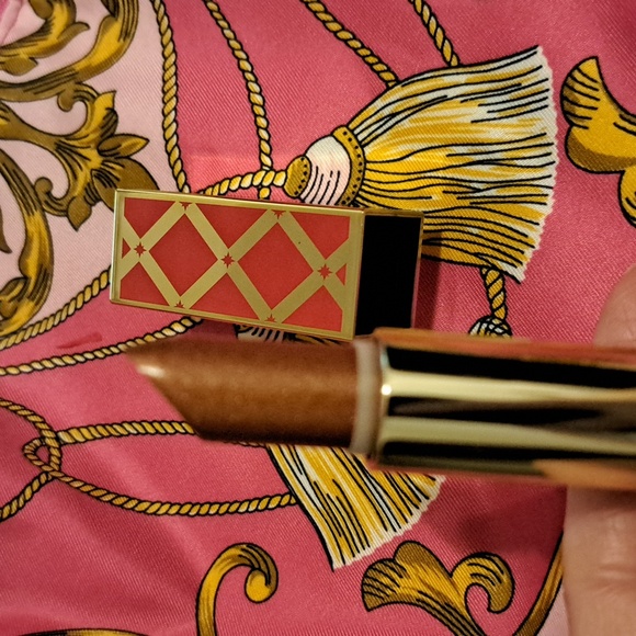 NEW Estee Lauder Lipstick - Picture 1 of 2